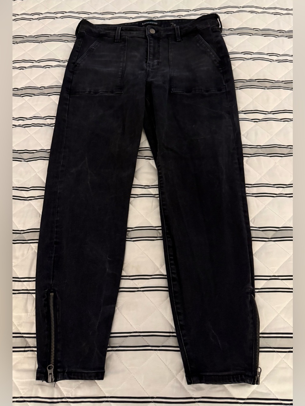 Liverpool Jeans Women’s Size 14 Black The Ankle Cargo Ankle Zip Grunge Retro